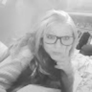 Meet your Posher, Celina